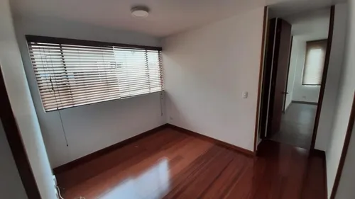 Apartamento En Arriendo En Colina Campestre Iii, Iv, V, V. Cod A242