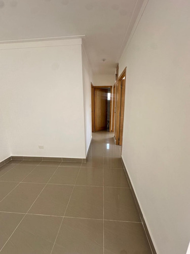 Apartamento Tipo Penthouse En Paseo Del Arroyo En La Jacobo Majluta Sdn