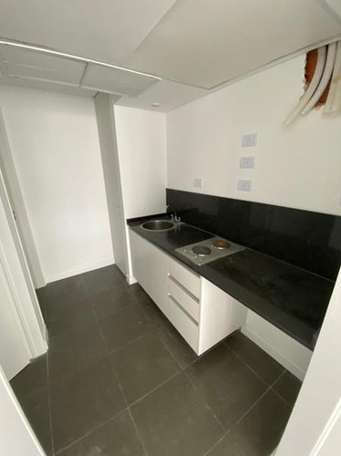 Imagen 7 de 17 de Con Renta Av. Libertador 6000 Esq Jurmamento 223 M2 2 Cocheras