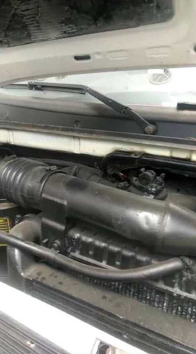 Imagen 9 de 9 de Camion Cava Mercedes Benz