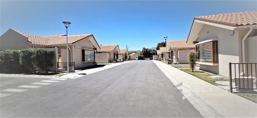 Casa De 3 Dorm 2 Baños En Venta En La Cruz Oportunidad Única