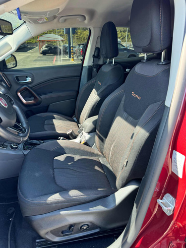 Fiat Toro 2.0 Volcano 4x4 Aut. 4p