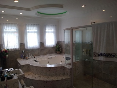 Imagem 16 de 24 de Magnifica Mansão 4 Suítes 1 Master Hidro Piscina X Permuta Parcial E/ou Financia Direto