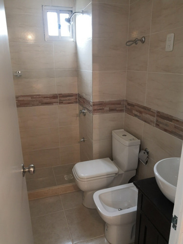 Imagen 9 de 10 de Dueño Vende O Permuta Apartamento Con Renta. Ideal Inversor.