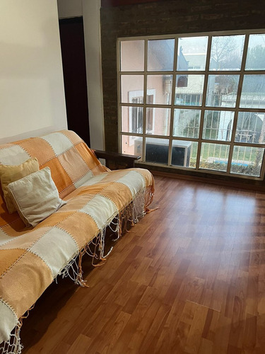 Casa En Venta En De Vicenzo Grande, Del Viso, Pilar