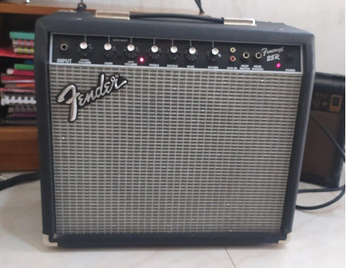 Amplificador De Guitarra Fender Frontman 25r Negro