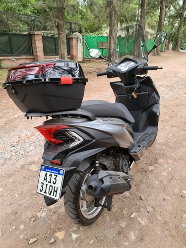 Imagen 4 de 10 de Moto Scooter Corven Expert 150 Full Completa Igual A Nueva!!