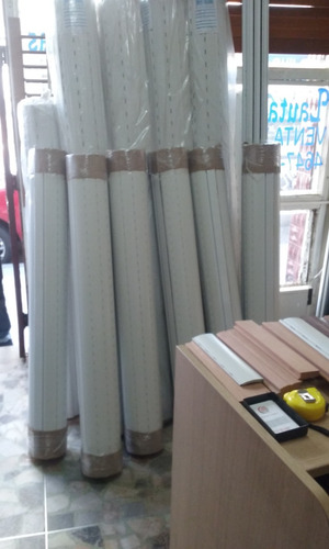 Imagen 8 de 12 de Fabrica Venta Y Reparacion De Cortinas De Enrollar/persianas
