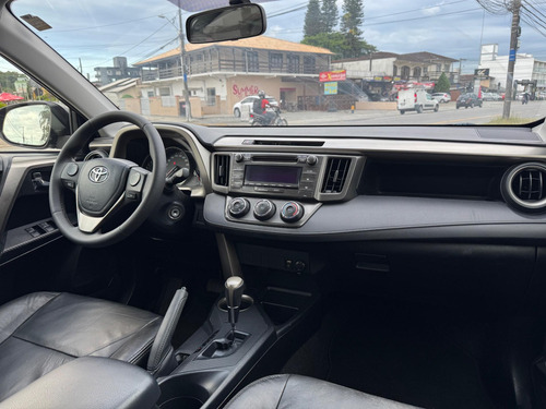 Toyota RAV4 2.0 4x2 16V Aut.