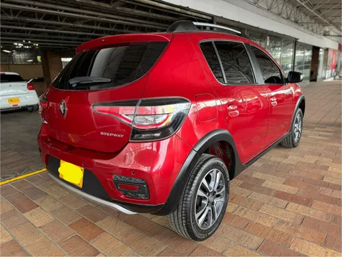 Renault Stepway 1.6 Dynamique / Intens Automática