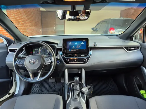 Toyota Corolla Cross Xei Hibrida