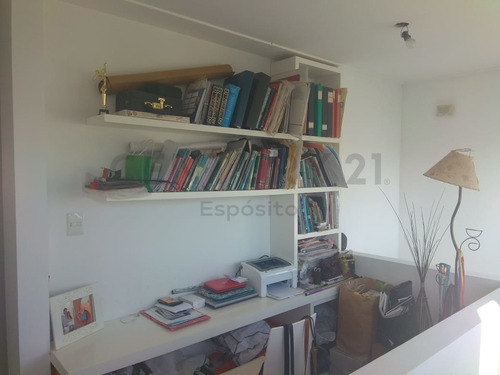 Imagen 9 de 22 de 4 Y 494, Casa En Venta, Excelente Estado En Zona En Desarrollo.