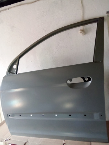 Puerta Delantera Izquierda Kia Picanto 50$ 