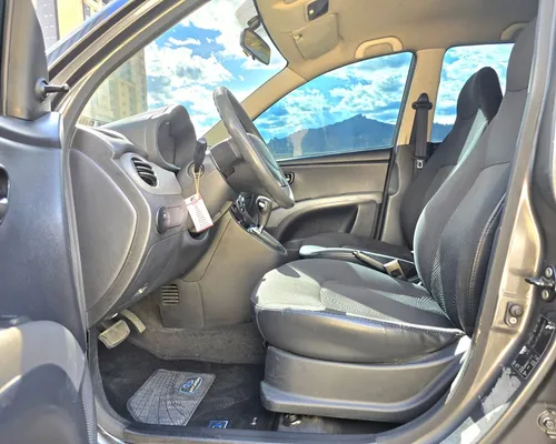 Hyundai i10 1.1 AT
