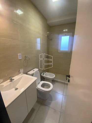 Alquiler - Depto 1 Dormitorio En Jujuy Y Los Perales - A049