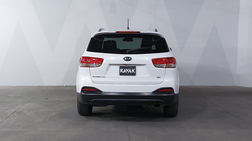 Kia Sorento 2.4 Lx At