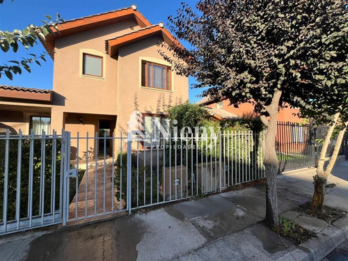 Casa En Arriendo De 3 Dorm. En Machalí