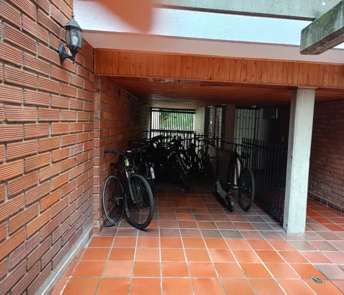 Se Vende Apartamento En Laureles M/l