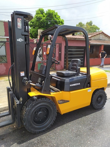 Autoelevador Hc Hangcha 3,5 Tn Tt 4 Vias Hidraulicas