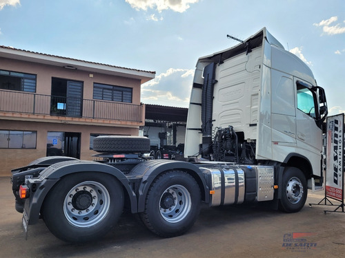 Imagem 7 de 14 de Volvo Fh 460 Ano 2018/19 6x2 Automático Globetrotter