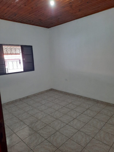 Imóvel Com 3 Casas No Terreno