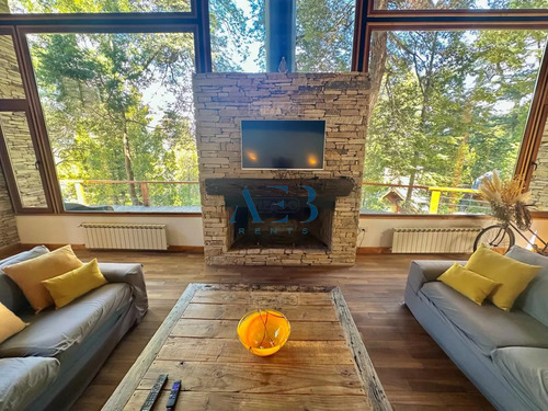 Venta De Casa En Arelauquen - Bariloche -
