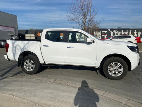 Nissan Navara Navara DC 4x2 2.3TDI XE