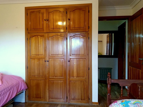 Imagen 24 de 30 de Casa En Venta En Barrio Belgrano. Esquina Sobre Videla.