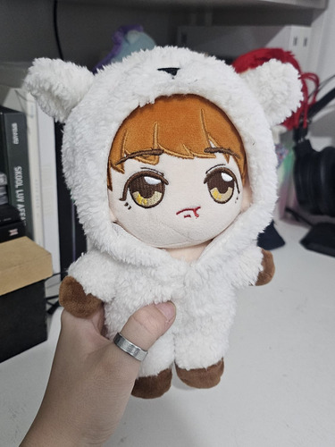 Bts Bt21 Doll Plushie Kpop Fanmade Peluche 20 Cm Jin - Rj (Usado)