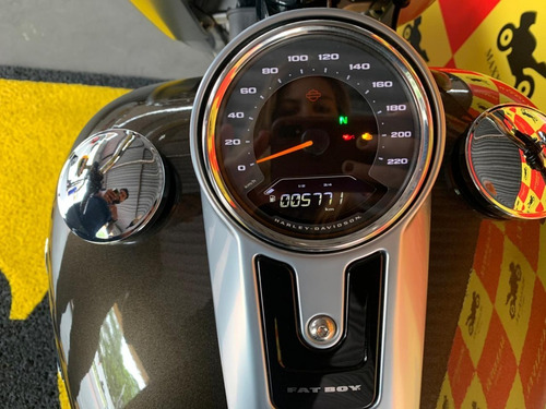 Imagem 7 de 13 de Harley Davidson Fat Boy 114