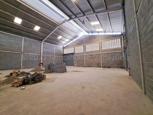Imagen 2 de 30 de Galpon, En Alquiler En Zona Industrial 2, De Barquisimeto #23-22792#