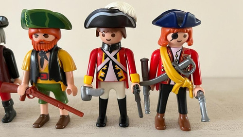Imagen 3 de 4 de Playmobil Lote De Piratas 6 Muñecos + Accesorios