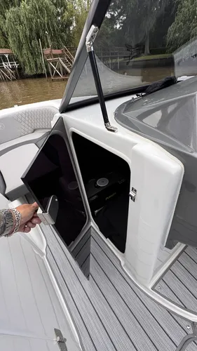 Klase A 235 (2023) - Mercury 250 Hp (5hs)