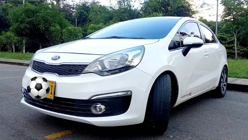 Kia Rio R Version Full 1.4 Precio: $ 44.500.000 Modelo: 2016