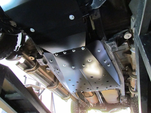 Imagem 6 de 7 de Kit Protetores Mitsubishi All New L200 Triton Sport Completo
