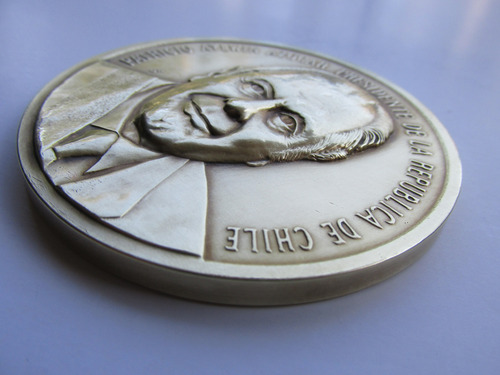 Gran Antigua Medalla Presidente Chile Patricio Aylwin Bronce (Usado)