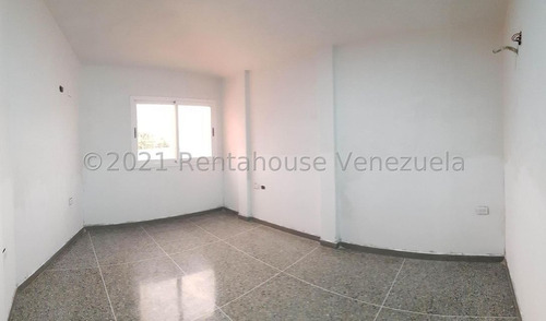 Imagen 6 de 15 de Buscas Un Hermosa Casa? Te Presento Esta Excelente Opción: A Estrenar! 04127800070 Cod Mls 22-2942