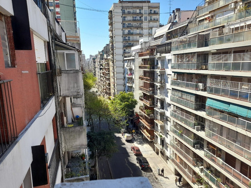 Imagen 12 de 15 de Muy Buen Dpto 2 Amb Al Frente Con Balcon. Excelente Ubicacion. Venta Directa!!!!!