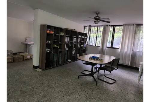 Casa En Venta En Calasanz