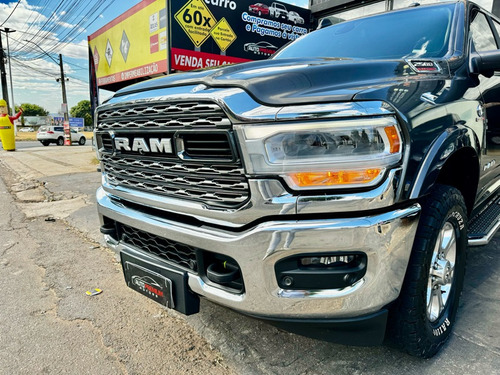 RAM 2500 RAM 2500 Ram CD 6.7 4X4 Laramie