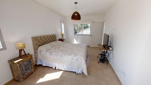 Imagen 8 de 14 de Casa Con Jardín 4 Ambientes, 3 Dormitorios