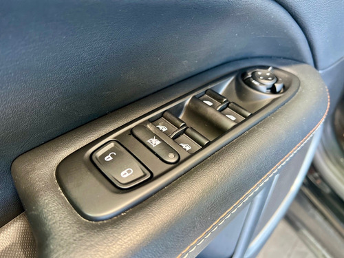Jeep Compass 2.0 16V FLEX LONGITUDE AUTOMÁTICO