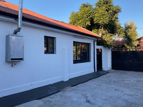 Casa Esquina Remodelada Barrio Tranquilo