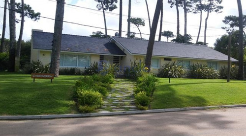 Punta Del Este, Zona Mansa- Ref: 696