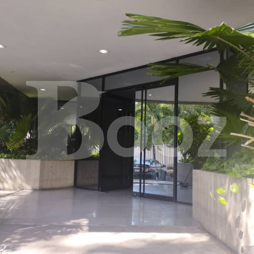 Alquiler De Piso Industrial, Guarenas, 685mt2