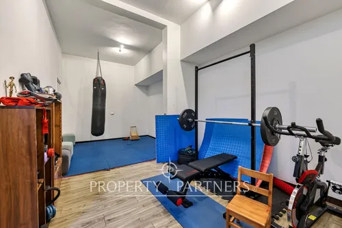 Departamento En Venta Con Jardín Y Amplio Subterrá...