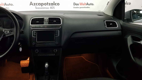 Imagen 12 de 15 de Volkswagen Vento 2020 4p Highline L4/1.6 Aut