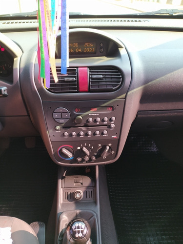 Chevrolet Corsa 1.8