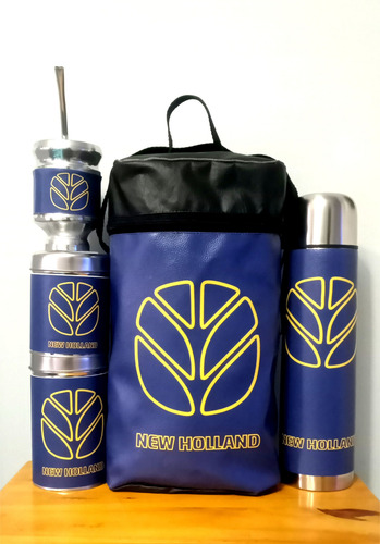 Set Matero New Holland. Con Fundas De Ecocuero