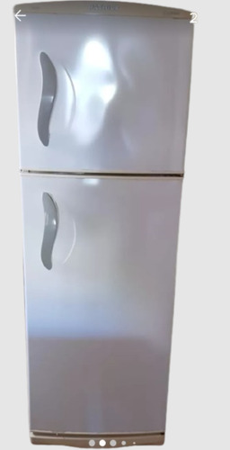 Heladera Patrick Starline Blanca (Usado)